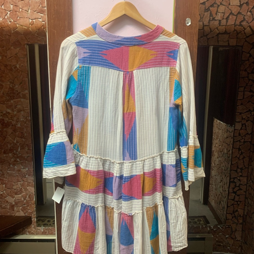 Looks new Colorful Women's Tunic Top - Picture 10 of 10